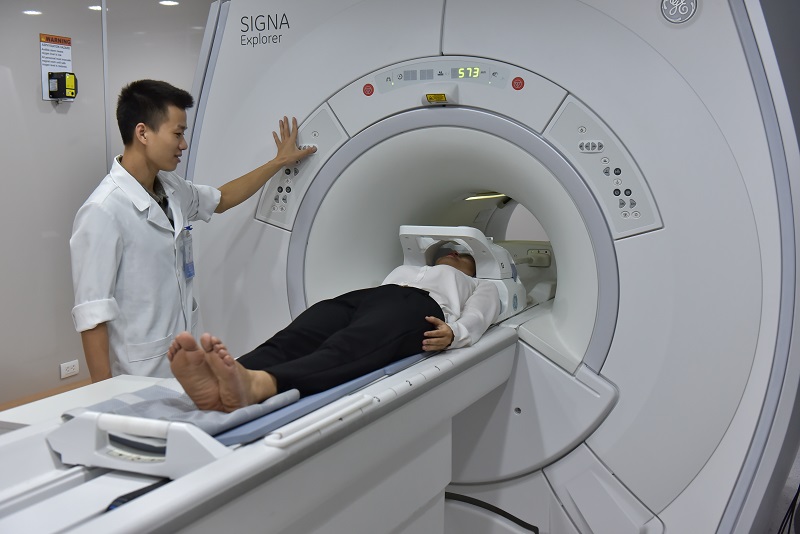 Chụp MRI não để phát hiện một số hình ảnh tổn thương não